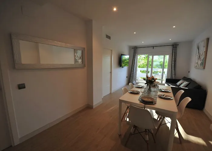 Diseno Terraza Dos Banos Piscina * Jerez de la Frontera