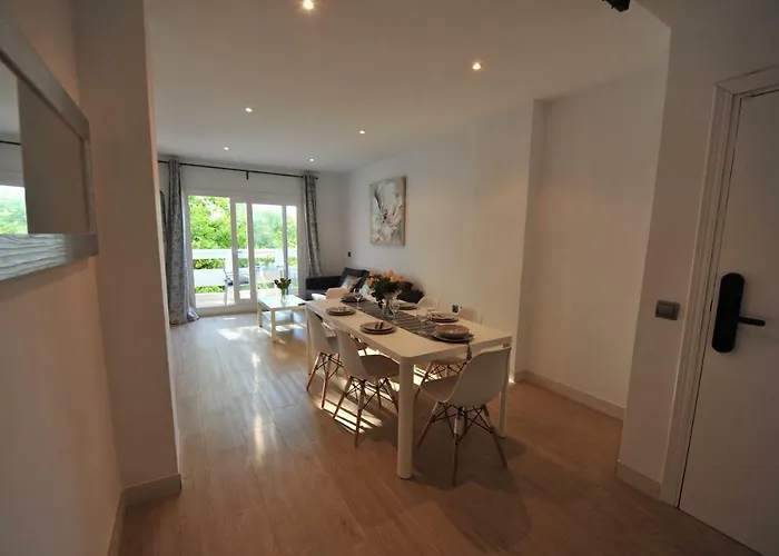 Diseno Terraza Dos Banos Piscina Appartement