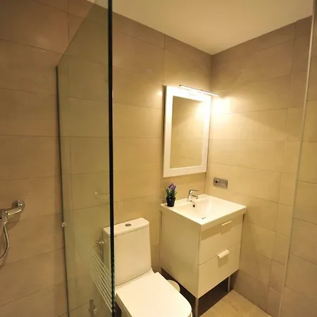 Diseno Terraza Dos Banos Piscina Χέρεζ